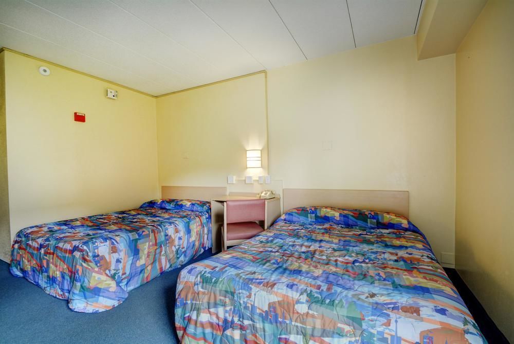 Motel 6-Warwick, Ri - Providence Airport - I-95 Eksteriør billede